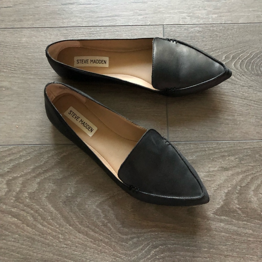Steve Madden Feather black loafer flats size 7.5